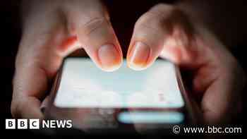 Police officers exchanged vile messages - report