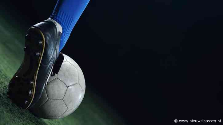 Kaya haalt Manila Digger in met behulp van hengst