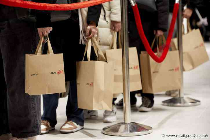 Retail sales slide ahead of key festive period