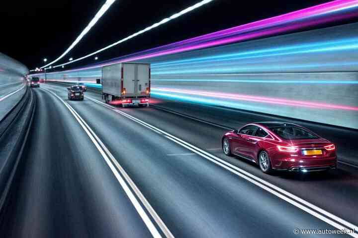 Eerste snelweg waar je elektronisch tol betaalt introduceert nieuwe verkeersborden