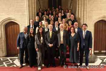 Nieuw stadsbestuur legt eed af: “Een ploeg met bijzonder veel potentieel”