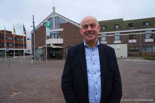 Dirk Verwilst (57) is laatste burgemeester van Meulebeke en neemt na fusie plaats in de oppositiebanken