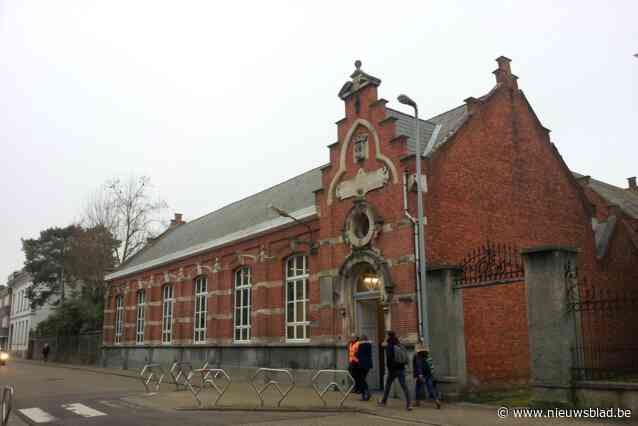 Moktamee neemt intrek in oude muziekacademie: “Onze gemeenschap zit dan verspreid”