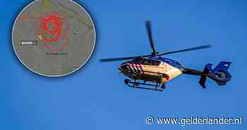 Politiehelikopter vliegt rondjes boven Nijmegen op zoek naar verward persoon