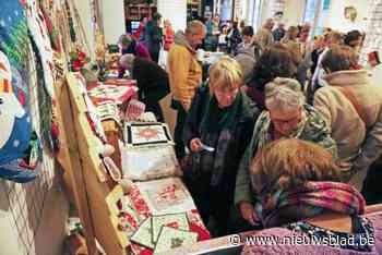 Dertien lokale kunstenaars verkopen werken op kunstmarkt Kado Kado in Tracé Cultuurstation