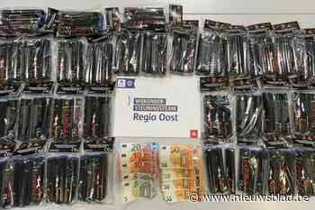 15-jarige verkoopt knalvuurwerk: politie neemt 120 stuks Cobra 6 in beslag, broer probeert voorraad te verstoppen