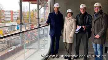 Wolfsburgs Hochhaus-Baustelle beeindruckt sogar den Bauminister 