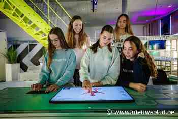 Nieuwe zone in Technopolis dompelt bezoekers onder in wereld van AI: “Bewust worden over mogelijkheden en risico’s”