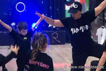 Geschenkenbeurs met optreden van Born 4 Dance denkt aan de slachtoffers van Valencia en Gaza