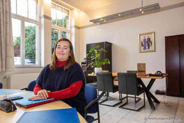 PORTRET. Berdien Van Den Abeele (37), de eerste vrouwelijke burgemeester van Liedekerke: “Vrouwen pakken het misschien wel anders aan”