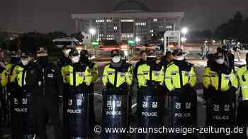 „Anschlag auf demokratische Ordnung“: Bange Lage in Südkorea