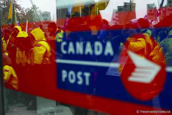 Canada Post strike nears three-week mark amid pressure for government intervention