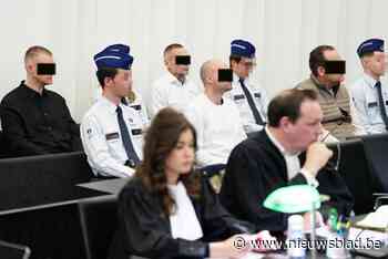 Beklaagden blijven erbij dat slachtoffer enkel moest bedreigd worden: “Maar niet in het bijzijn van zijn vrouw en kind, want dat is niet netjes!”