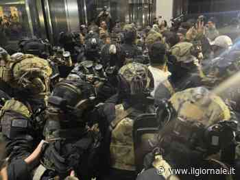 Corea del Sud, fallito il golpe dopo lo stop del parlamento: il presidente la revoca la legge marziale