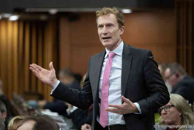 Private refugee sponsorship pause an ‘unfortunate reality’: minister