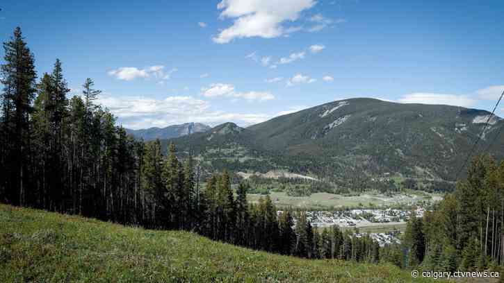 Residents debate Grassy Mountain coal mining project applications at public hearing