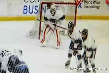 W-L club ice-hockey team has four wins through first six matches