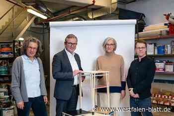 Neue Möbel aus alten Kulissen