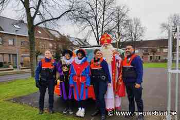 Politie levert ‘stoute pieten’ af bij Sint-Lutgardisschool