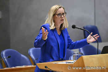 Minister Bruins (OCW) herinnert collegaminister Klever (Handel) aan ministeriële verantwoordelijkheid en het belang van afstand tot media