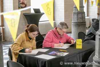 Mechelen steunt schrijfmarathons van Amnesty Internationals: “Een brief schrijven kan iemands leven veranderen”