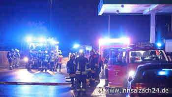 Dachstuhlbrand in Rohbau: Aufmerksamer Autofahrer verhindert wohl Großbrand in Stammham