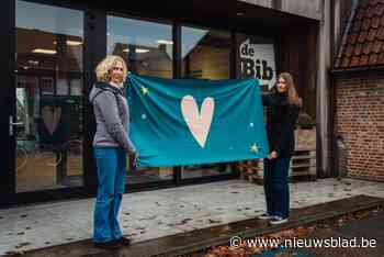 Wuustwezel toont warm hart en hijst Koestervlag aan bib: “Leven mee met gezinnen die kind verliezen”