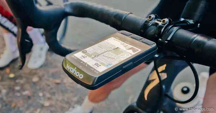An air pressure sensor lets this bike computer calculate wind resistance