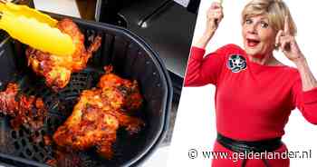 Vergeten je airfryer schoon te maken? Met dit simpele trucje blinkt hij weer als nieuw
