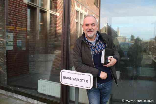 Johan (64) neemt afscheid als burgemeester: “Ik vind het nog altijd raar als kinderen een selfie met mij willen nemen”