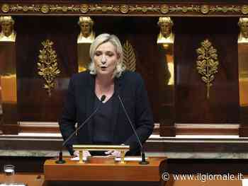"È la fine di un governo effimero". L'attacco di Le Pen prima della sfiducia a Barnier