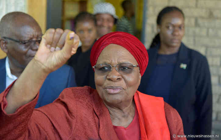 Namibië heeft zijn eerste vrouwelijke president gekozen. Nieuwsfeed