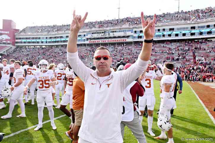Where Texas football stands in the national recruiting rankings