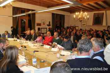 Nieuwe meerderheid legt eed af, maar daar is CD&V niet blij mee: “Altijd zal er iemand zijn die aan uw echtheid en handtekening zal twijfelen”