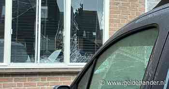 Waarom bij Farid en zijn buurvrouw de ruiten eruit knalden na explosie? Ze weten het niet, toch sluit Tiel nu één van de huizen