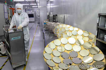 U.S. announces new export controls on China's chip industry