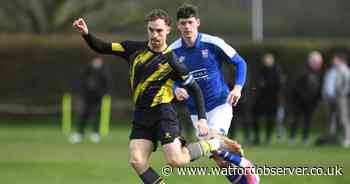 Defender links up with former Watford midfielder on loan