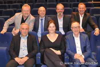 Nipte meerderheid van 15 op 29 raadszetels verenigt drie partijen die CD&V voor eerst in 48 jaar naar oppositie verwijst