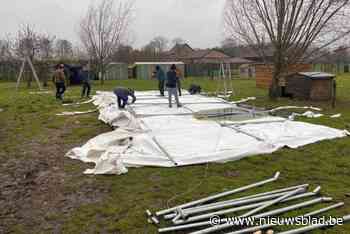Tien dagen nadat tent gaat vliegen, blaast wind vervangtent weg: “Pure waanzin!”