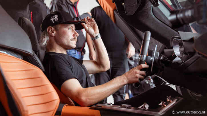 Bottas is een van de 33 Alfa Romeo 33 Stradale-eigenaren