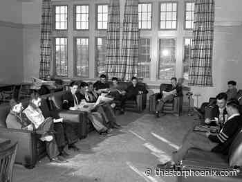Agriculture students study at the U of S in 1949