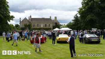 Pink Floyd star to hold garden fundraiser at his home