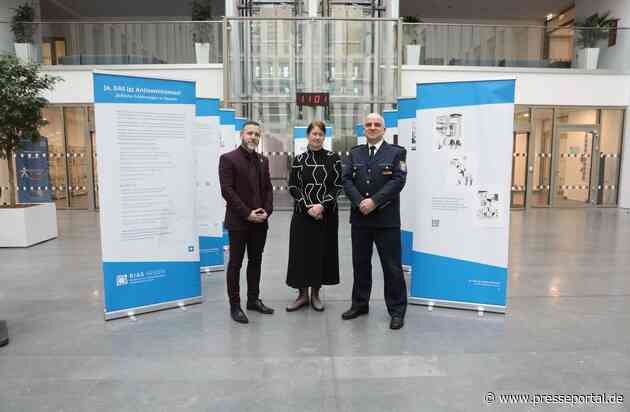 POL-OF: "Ja, DAS ist Antisemitismus" - Ausstellung im Atrium im Polizeipräsidium für Beschäftigte eröffnet