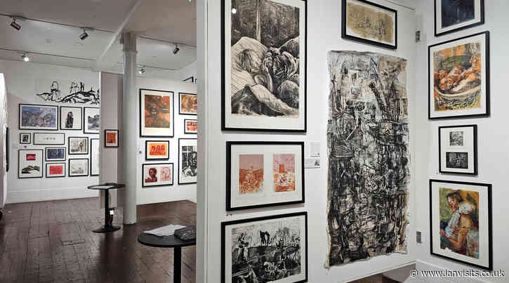 Over 500 works by Royal Drawing School students on display in Shoreditch