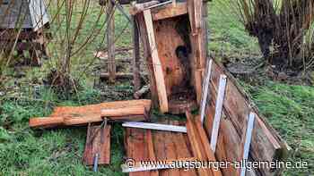 Randalierer im Steinzeitdorf Pestenacker