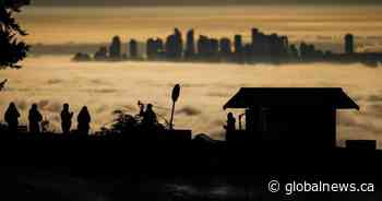 Dense fog shrouds Metro Vancouver, cancelling some flights out of YVR