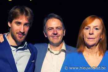 Theaterspektakel vertoeft ergens op de vlakte