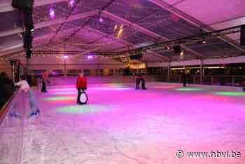 Na twee jaar weer schaatspret op Vrijthof: “Goedkoopst schaatsen kan in Bree”