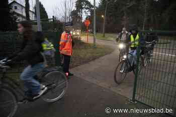 Fietsers krijgen controle in Lommel: 180 jongeren zijn slecht zichtbaar in het verkeer