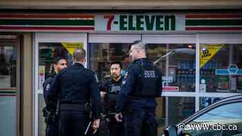 What the death of the 7-Eleven stabbing suspect in Vancouver means for the investigation